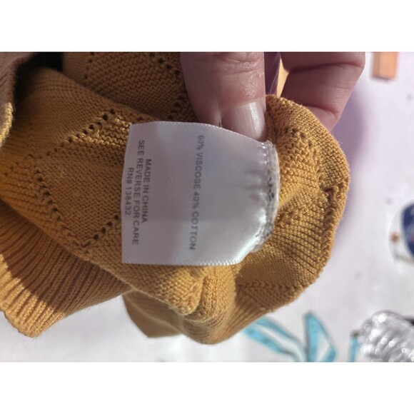 ModCloth Mustard Yellow Textured Knit Cardigan Sweater Women’s L - Picture 8 of 11